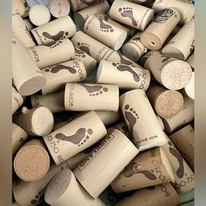 222+ WINE CORKS NON-cork authentic synthetic cork craft DIY wine baby foot feet